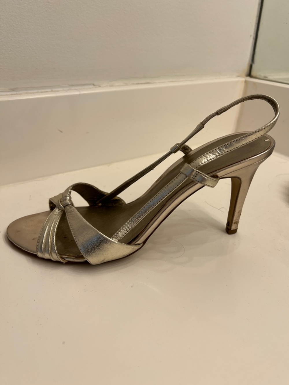 Nine West silver strappy dress sandals, size 8M